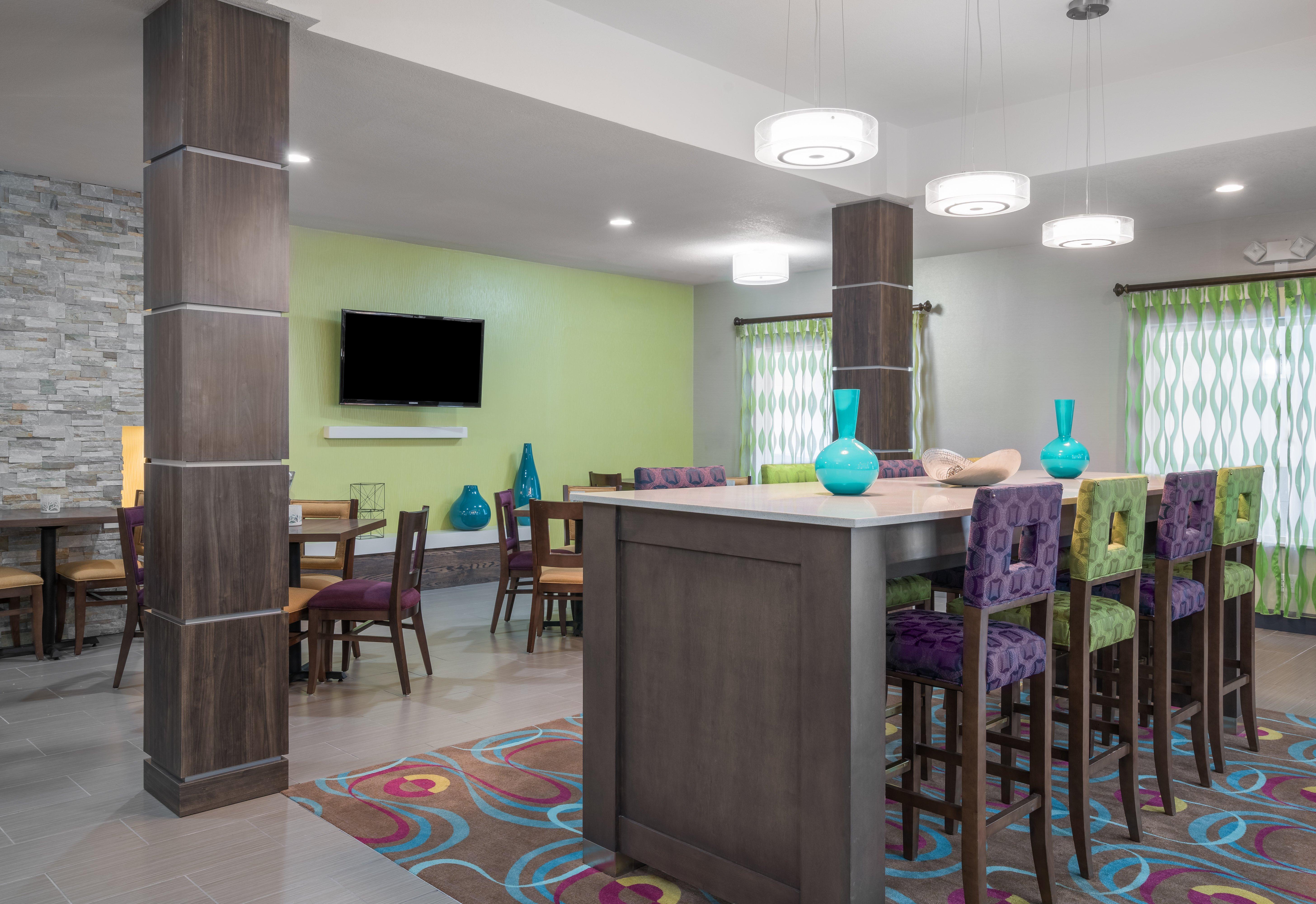 Holiday Inn Express Hotel & Suites Ames By Ihg Экстерьер фото
