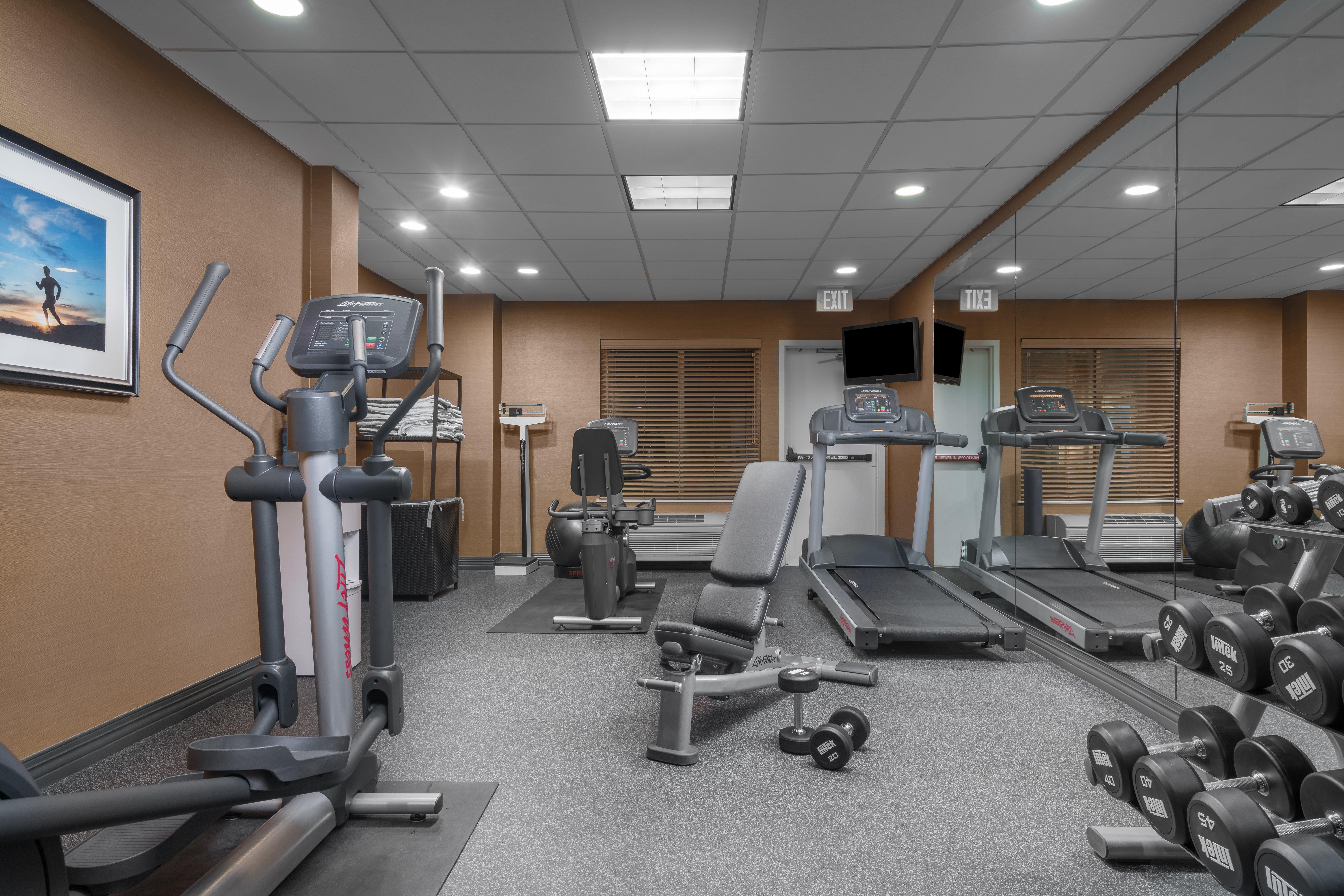 Holiday Inn Express Hotel & Suites Ames By Ihg Экстерьер фото
