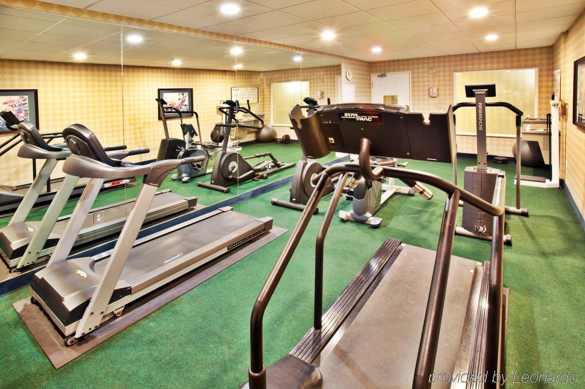 Holiday Inn Express Hotel & Suites Ames By Ihg Экстерьер фото